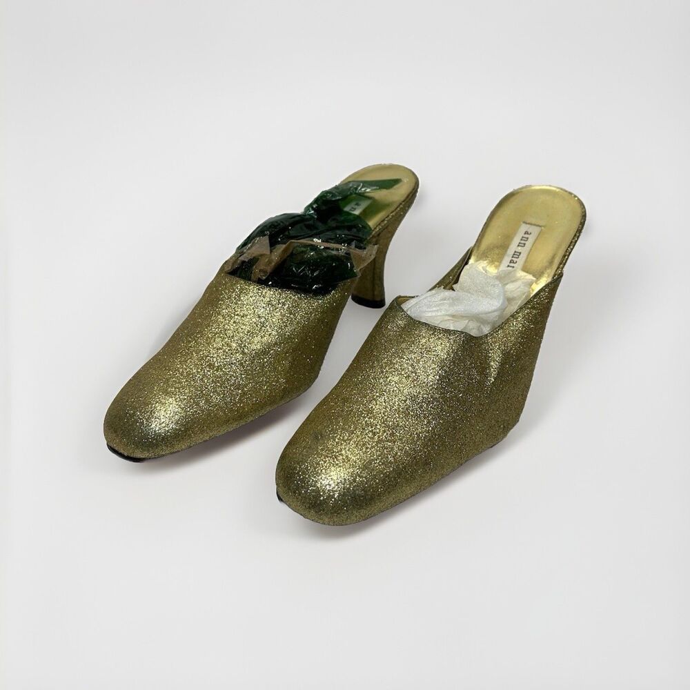 Ann Marino Gold Sparkle Almond Toe Block Heel Shoes Womens 10 - Picture 11 of 11